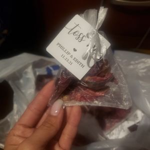 Dried petals for Wedding